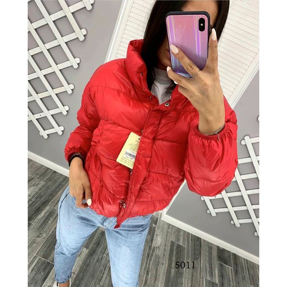Жіноча коротка куртка червона з коміром стійка 5011, Колір: Червоний, Розмір: S, фото , зображення 2