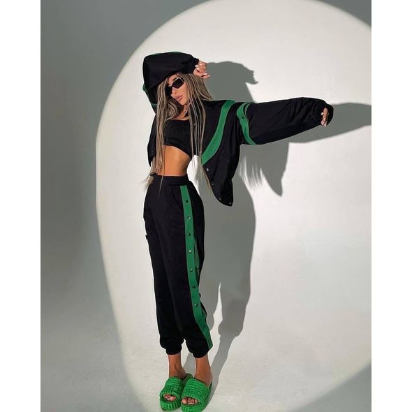 Женский спортивный костюм модный на заклепках в стиле 90-х годов цвет зеленый 0347, Цвет: Зеленый, Размер: S-M (42-44 UKR), фото , изображение 6