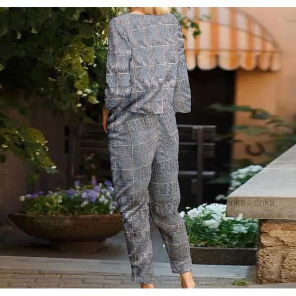 Женский брючный костюм кофта и брюки укороченные в клетку д41640, Цвет: Серый, Размер: 54-56 UKR, фото , изображение 2
